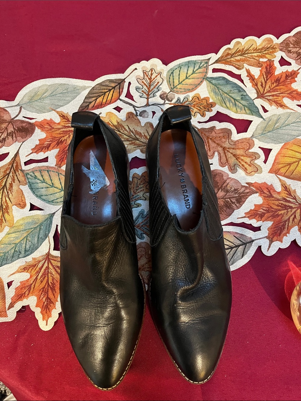 Lucky Brand Women’s Black Leather Flats